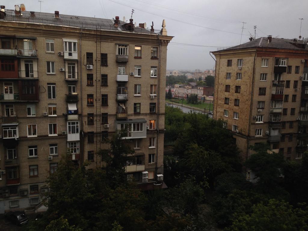 Historical Centre Apartment Kharkiv Exterior photo